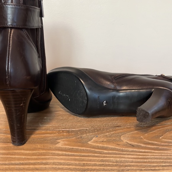 Aquatalia Water Repellent Brown Leather Ankle Boot - Picture 8 of 8